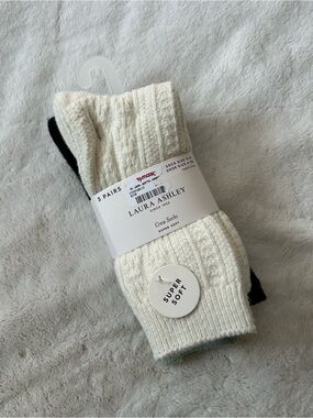New Three Pack Super Soft Crew Socks Women’s